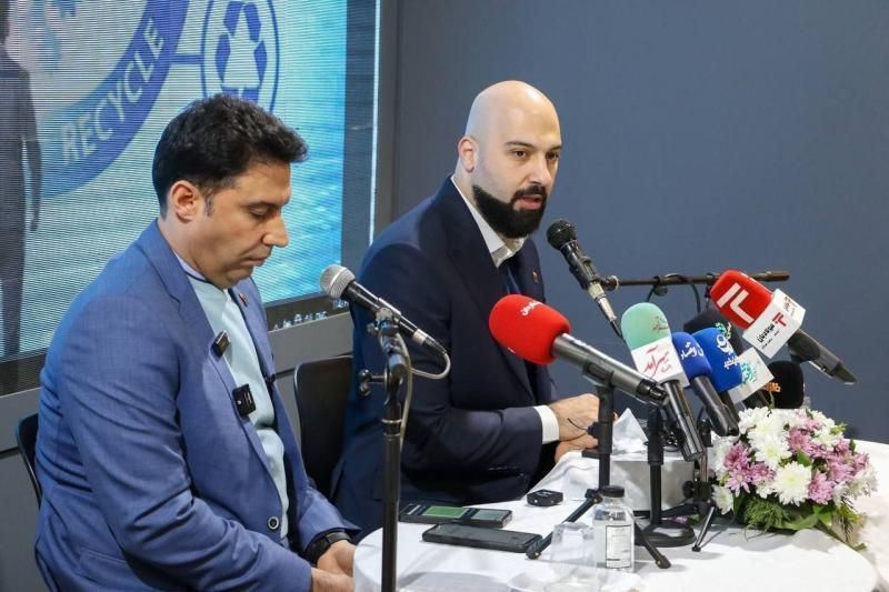 کلیپ| نشست خبری فرهاد خزائلی در برج میلاد